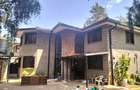 5 Bed Townhouse with En Suite in Lavington - 1