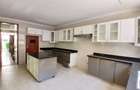 5 Bed Townhouse with En Suite at Lavington Green - 6