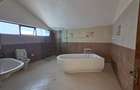 4 Bed House with En Suite at Grevillea Grove - 13