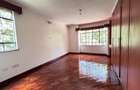 4 Bed Townhouse with En Suite in Lavington - 16