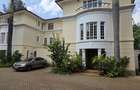 4 Bed Townhouse with En Suite in Spring Valley - 2