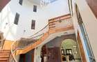 6 Bed House with En Suite at Ridgeways - 7