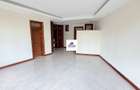 3 Bed Apartment with En Suite in Westlands Area - 4