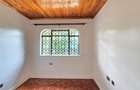 4 Bed House with En Suite in Lavington - 6