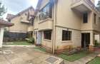 6 Bed Townhouse with En Suite in Lavington - 10