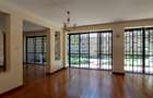 5 Bed Townhouse with En Suite in Lavington - 11