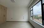 4 Bed Apartment with En Suite at Valley Arcade - 14