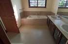 5 Bed Townhouse with En Suite in Lavington - 13