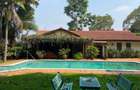 5 Bed House with En Suite in Lavington - 1