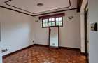4 Bed Townhouse with En Suite in Lavington - 11