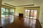 5 Bed Townhouse with En Suite at Lavington - 9