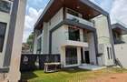 6 Bed Townhouse in Lavington - 1