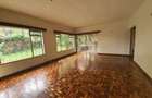 4 Bed Townhouse with En Suite at Lavington - 4