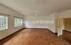 4 Bed House with En Suite in Lavington - 13