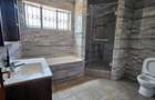 4 Bed House with En Suite in Runda - 8