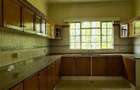 5 Bed House with En Suite at Lavington - 8