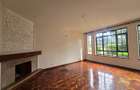 5 Bed Townhouse with En Suite in Lavington - 2