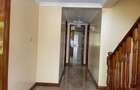 4 Bed House with En Suite in Lavington - 2