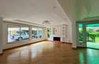 4 Bed Townhouse with En Suite at Riverside Drive - 12
