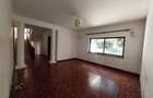 5 Bed Townhouse with En Suite at Lavington - 9
