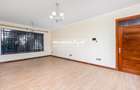 4 Bed Apartment with En Suite in Parklands - 1