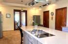 5 Bed Villa with En Suite in Lake View - 17