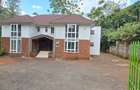 5 Bed House with En Suite at Rosslyn Lone Tree - 1