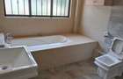 6 Bed Townhouse with En Suite in Kitisuru - 4