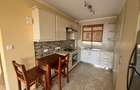 1 Bed Apartment with En Suite at Handred Road - 6