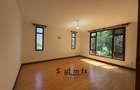 3 Bed Apartment with En Suite at Riverside Drive - 13