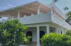 4 Bed House with En Suite in Watamu - 5