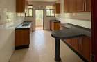 Serviced 4 Bed Apartment with En Suite in Riverside - 11