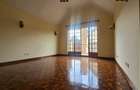5 Bed Townhouse with En Suite in Lavington - 9