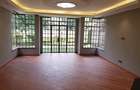 6 Bed Townhouse with En Suite at Lavington Green - 5