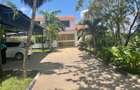 4 Bed House with En Suite in Nyali Area - 18