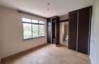 3 Bed Apartment with En Suite at Near Isk - 8