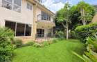 4 Bed Townhouse with En Suite at Kyuna - 4