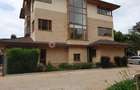 5 Bed House with En Suite at Lavington - 19