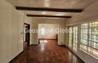 2 Bed House with En Suite in Rosslyn - 11