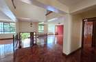 4 Bed Townhouse with En Suite at Riverside Drive. - 19