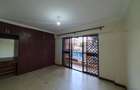 3 Bed Apartment with En Suite at Mpaka Rd - 10