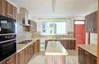 5 Bed Townhouse with En Suite at Lavington Green - 5