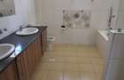 4 Bed Townhouse with En Suite in Kitisuru - 17