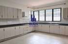 5 Bed Townhouse with En Suite in Loresho - 4