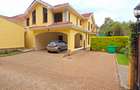 4 Bed Townhouse with En Suite at Lavington Green - 1