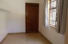 3 Bed Apartment with En Suite at Dennis Pritt Road - 14