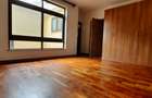 5 Bed Villa with En Suite in Lavington - 9