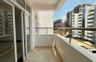 3 Bed Apartment with En Suite at Hatheru Road - 10