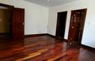 5 Bed Townhouse with En Suite in Lavington - 11