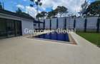 5 Bed House with En Suite in Nyari - 7